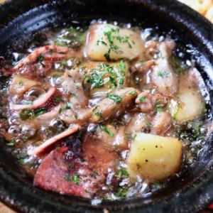 おおいた和牛ホルモン・イカ・じゃがいも・青唐辛子