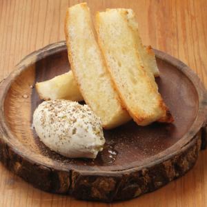 塩チーズムース【ゴルゴンゾーラ&マスカルポーネ】