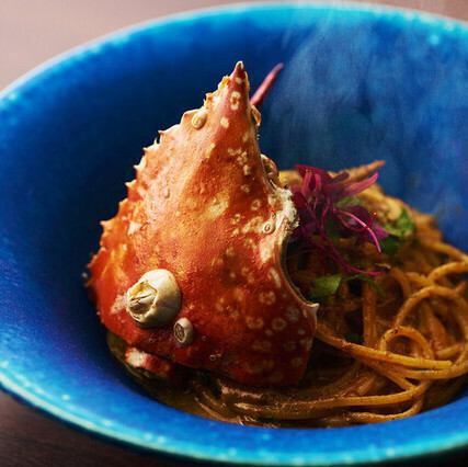 Blue crab, fruit tomato, cream