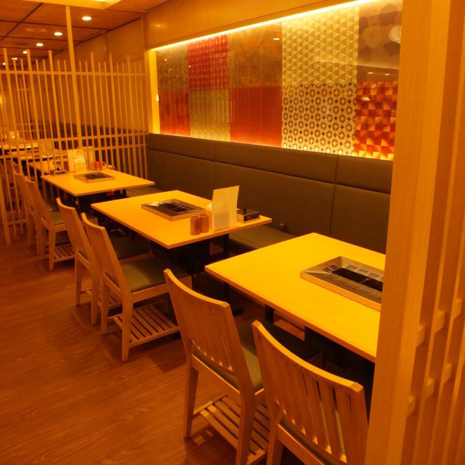 11時から開いてます☆サラダもデザートも♪食べ飲み放題！