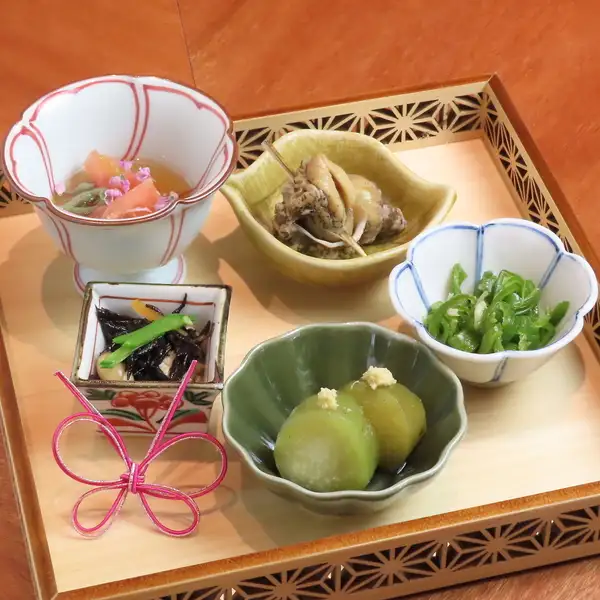 【◆極上のおもてなし◆】入店時に必ず出逢える贅沢♪日替わりで楽しむ自慢のおばんざい◎
