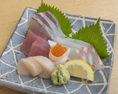 海鮮塩焼きやお造りなど新鮮な海の幸をたっぷりと!
