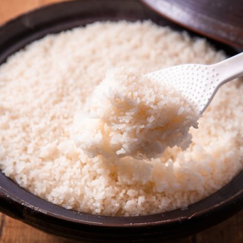 炊き立てが自慢の『土鍋ごはん』