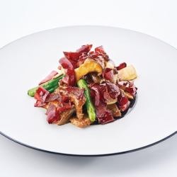 Stir-fried Domestic Beef with Sichuan Pepper and Sweet Vinegar (Soy Sauce Flavor)