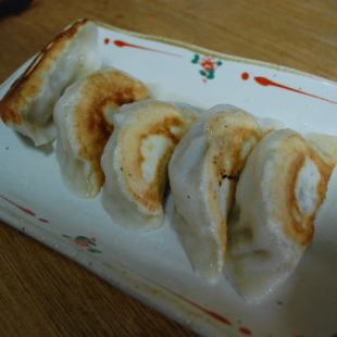 [Mr. Miura's 5 handmade dumplings]
