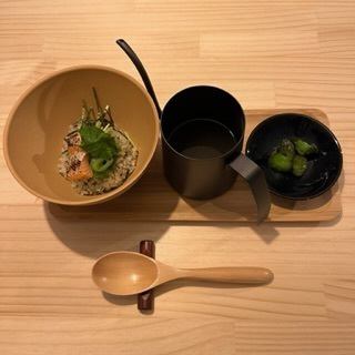 "Ochazuke" using carefully selected tea leaves and ingredients.There is also ochazuke using umeboshi pickled in Yame Gyokuro.