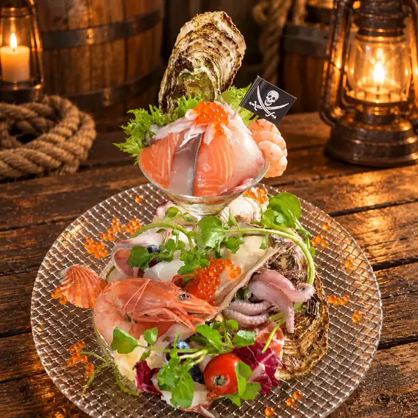 新鮮な魚介を使った自慢のカルパッチョ！