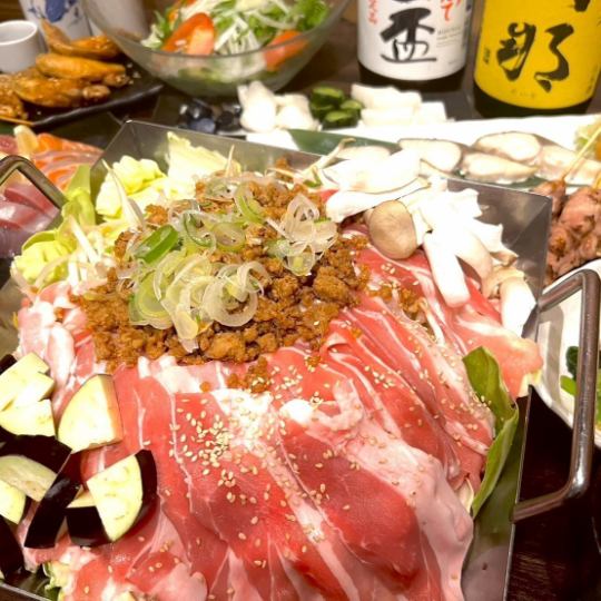 [5月]名古屋特產和美味的麻辣鐵板套餐4,480日元★含120分鐘無限暢飲