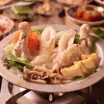 【平日週末も3h飲放付】お鍋付き全13品！骨付き鶏もものお鍋+名物2品【冬鍋】コース