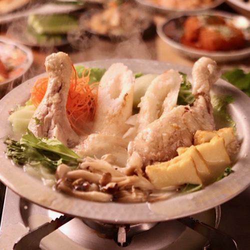 冬季派對必備！我們推出了包含火鍋的宴會套餐。