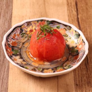 冷製コンソメトマト　大葉のせ
