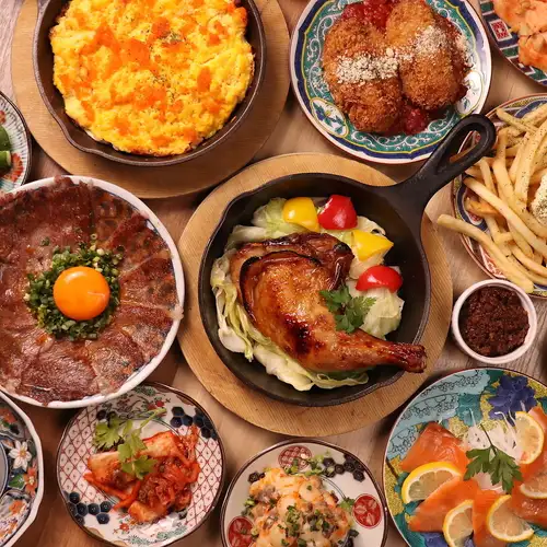 【平日3h/週末2h飲放付】コスパ抜群の全12品!名物料理2品含む【十八】コース
