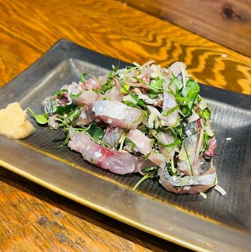 納得の鮮度が入荷した時だけ提供する極上の日替わり刺身