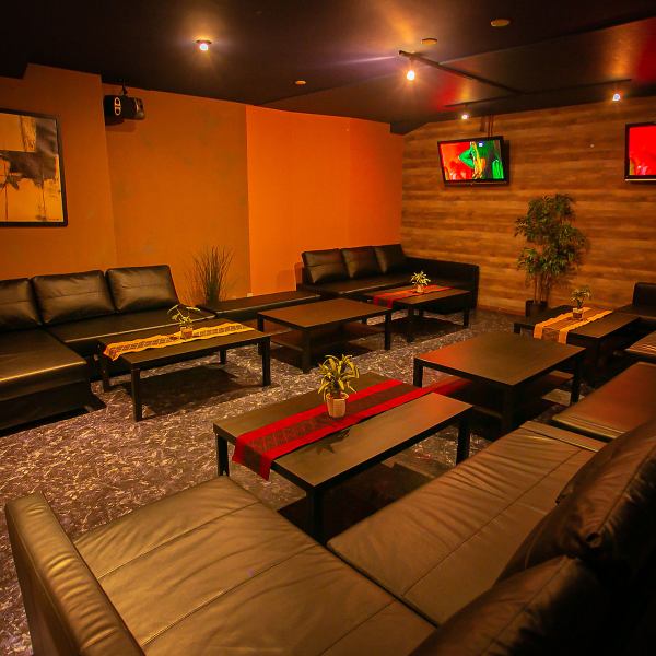 We are accepting reservations for 30 people ~.Up to 86 people are OK! The interior is perfect for private parties ♪ Spend a wonderful time at the stylish and stylish tropical resort style bar.Tenri / Kintetsu / Bar / Second party / Charter / Party / Women's party / Fashionable / Lunch / All-you-can-drink / Course / Banquet / Birthday / Birthday / Date / Launch / Wedding / Nara / Nara / Hidden