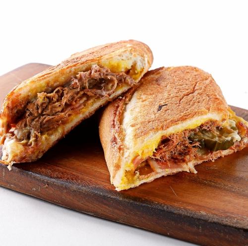 Cuban sandwich