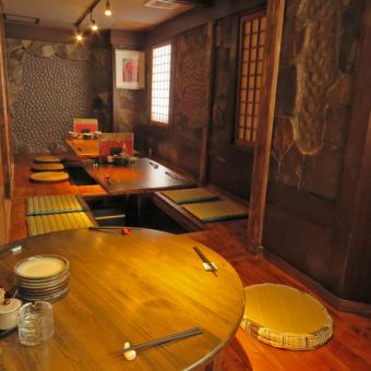 The private tatami room can accommodate up to 20 people! It is the perfect space for large parties.