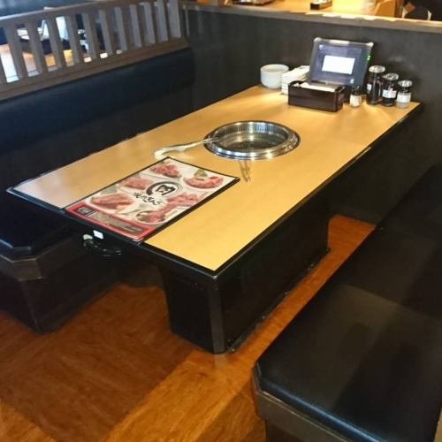 <p>Even if you come to the store with a small number of people, you can enjoy your meal in a calm atmosphere ◎ * The photo is an affiliated store</p>