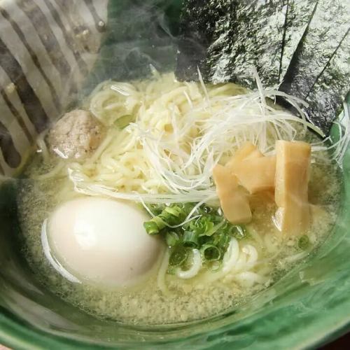店主おすすめ 豚骨ラーメン