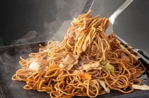 極上　ソース焼きそば　（豚/いか）　各