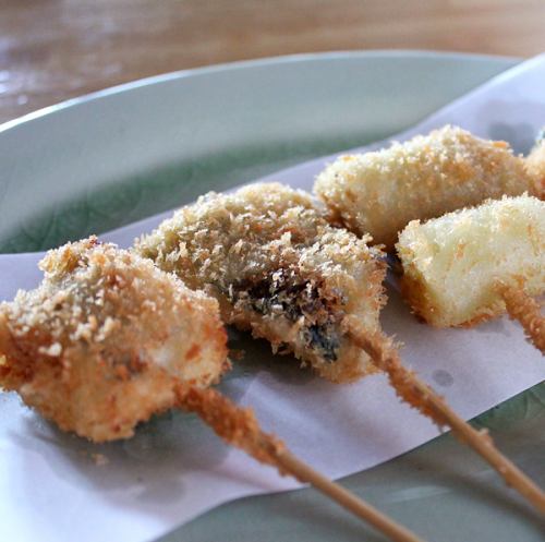 5 skewers of fried skewers