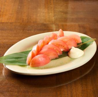 Chilled Momotaro Tomatoes