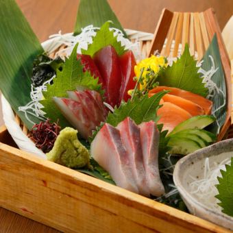 もつ鍋コース・魚男人気商品全8品♪