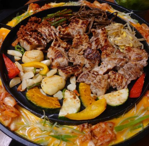 Our most popular item★Famous Tiger Samgyeopsal Course [4500→4000 yen] 120 minutes with all-you-can-drink included♪ (8 dishes in total)