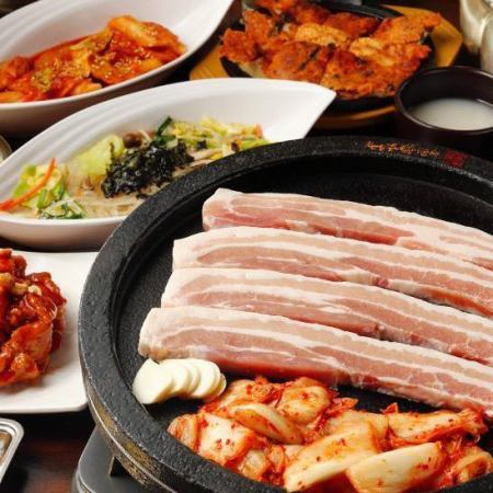 更上一层楼！可以享受著名五花肉和韩国火锅的豪华韩国料理的龙套餐 5,500日元 ⇒ 5,000日元