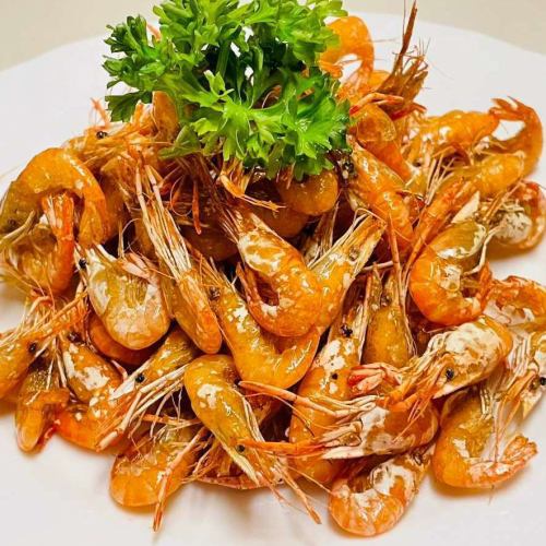 Fried river shrimp