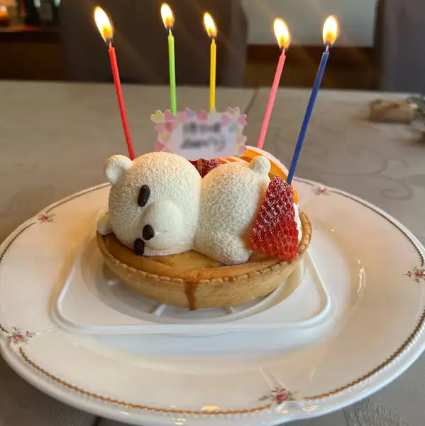 嬉しい事があれば『パリ朝』♪シェフ特製ケーキ(要予約)