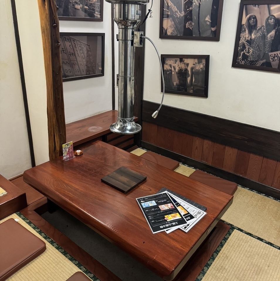 您可以在輕鬆的氛圍中享用豪華的正宗炭火烤肉。