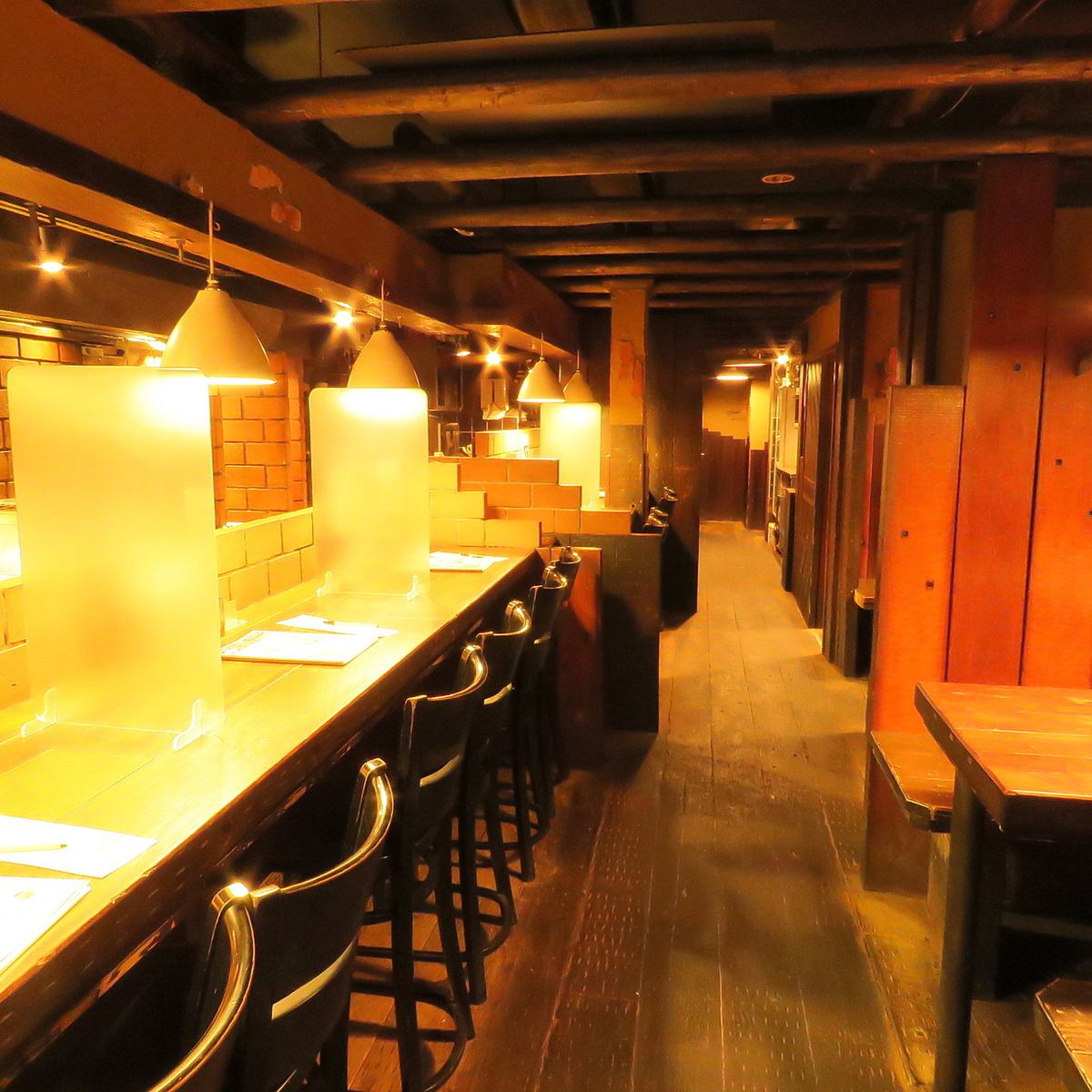 店内は落ち着いた雰囲気のオシャレな店内です！