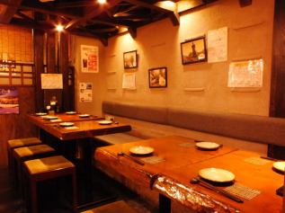 There are many table seats available, so we can make seats according to the number of people ♪ If you call us before coming to the store, we can guide you immediately.Non smoking seat