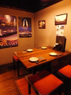 The fully private room of Jigemonton can be used by 2 people.You can relax and enjoy your meal after work or shopping without worrying about others.Non smoking seat