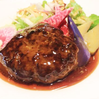 ランチ人気No.1! 【黒毛和牛入りハンバーグ】(ランチは定食でご用意)