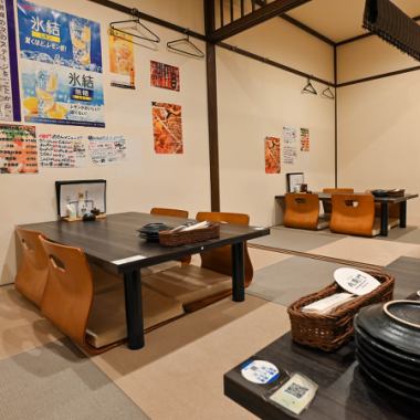 宴会にオススメのお座敷席！4名様～最大20名様までOK！ふすまで区切れば10名様までの完全個室としてもご利用いただけます!!ご利用のグループによって仕切りが可能なので他のお客様との接触も軽減◎会社宴会でもファミリーでのご利用にも最適です◎