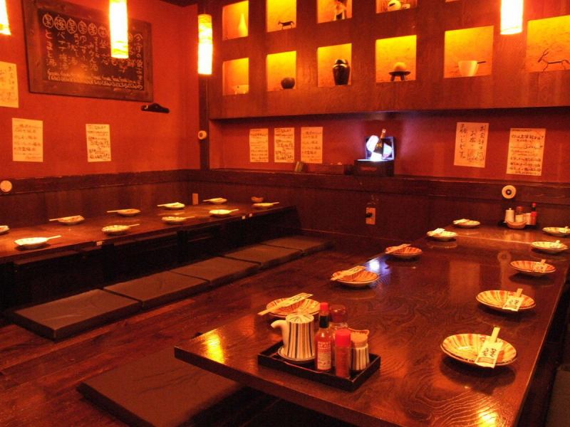 15名様迄用・25名様迄用のお座敷個室もあります♪　各種宴会、承っております♪