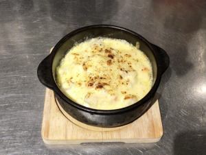 温かいポテサラチーズ焼き