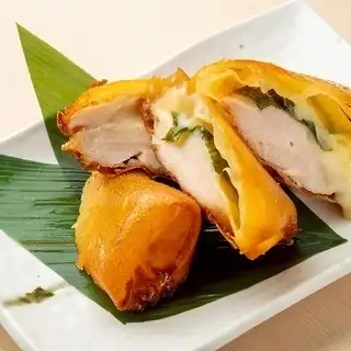 鶏肉とチーズの春巻き(1本)