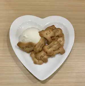 蔵王クリームチーズとたべっ子どうぶつ