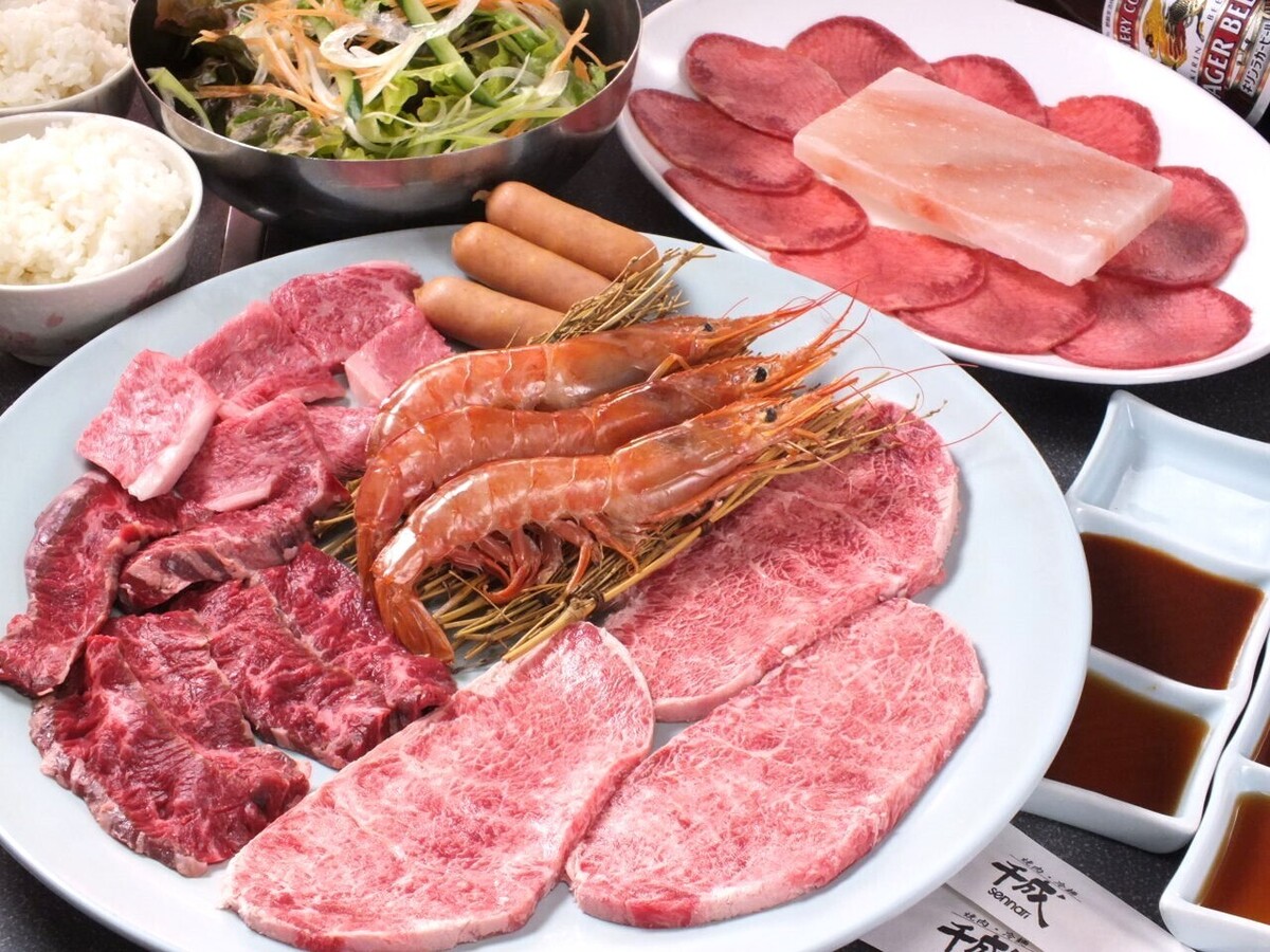 岩塩プレート先駆けのお店♪遠赤外線効果でふっくら美味しいお肉