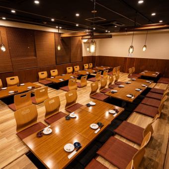 We can prepare seats for various people! A shop where you can enjoy lava grilled, super rare beef pork cutlet, yakiniku, and motsunabe ♪
