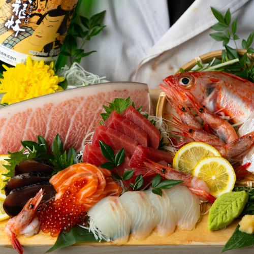 Fresh sashimi is also available ★