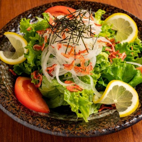 Seafood Japanese-style salad