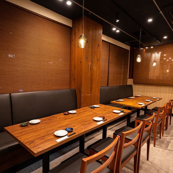 We have various types of seats available ◎ Table seats for small groups / Couple seats / Comfortable horigotatsu seats for groups, etc. ♪ Lava grill, meat sashimi, meat sushi, super rare beef fillet cutlet, yakiniku, motsu nabe, etc. A restaurant where you can enjoy creative meat and seafood dishes♪
