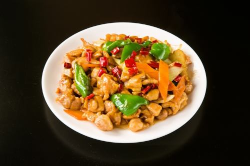 Stir-fried meat eggplant / stir-fried chicken spicy / stir-fried chicken and cashew nuts / twice-cooked meat