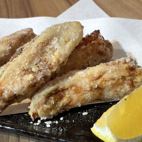 ミラクルパウダー手羽揚げ