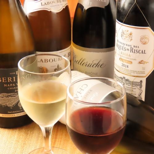 オーナー自ら厳選したワインをご提供。