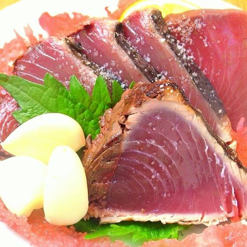 高知定番メニュー！厚切りカツオ（塩・ポン酢）