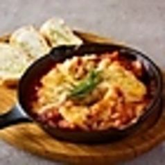 若鳥のトマトチーズグリル